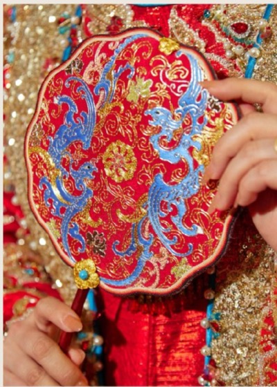 苏绣婚嫁团扇