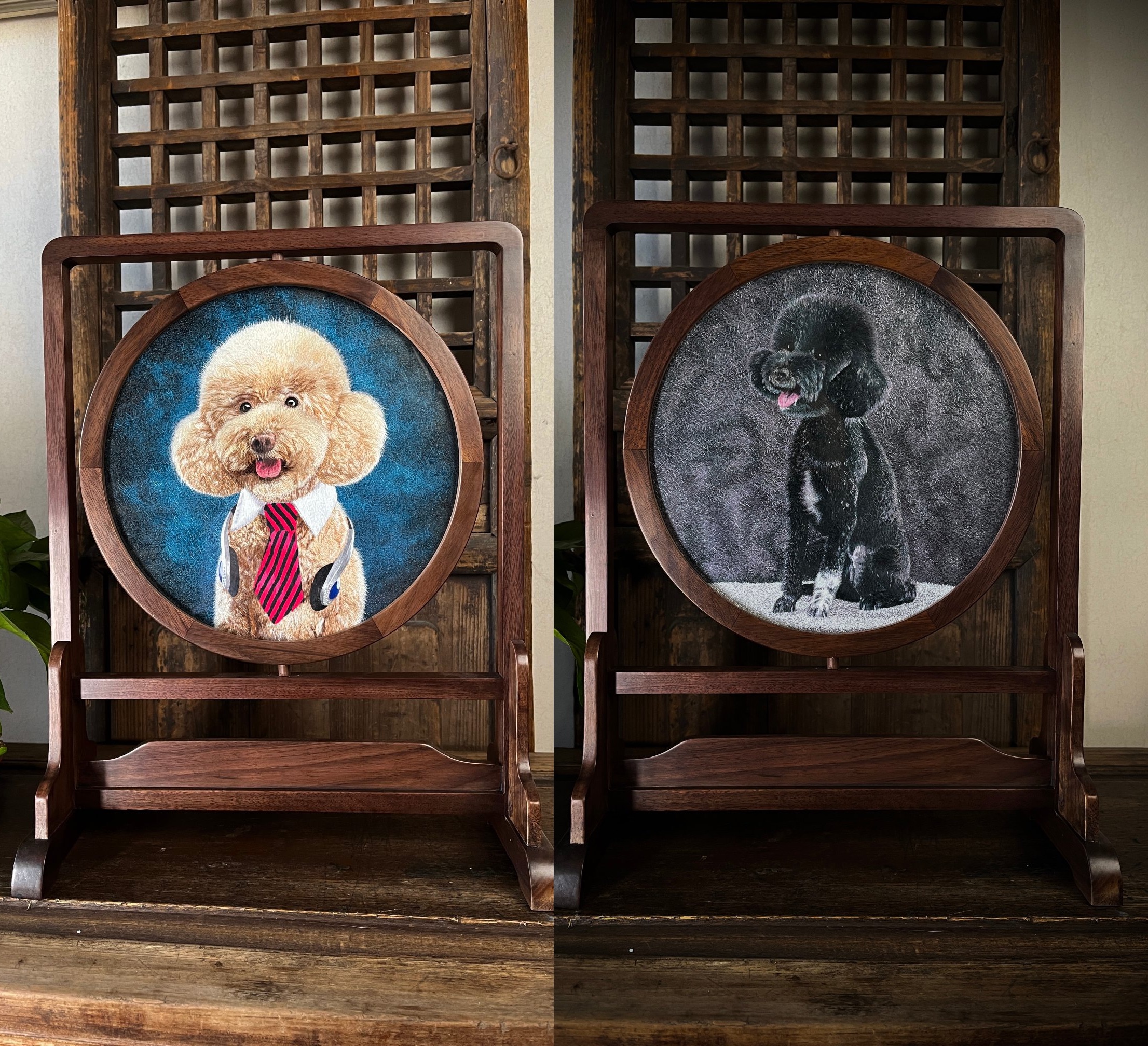 双犬圆形双面三异绣摆件